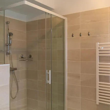 Krystal Palace A Beausoleil